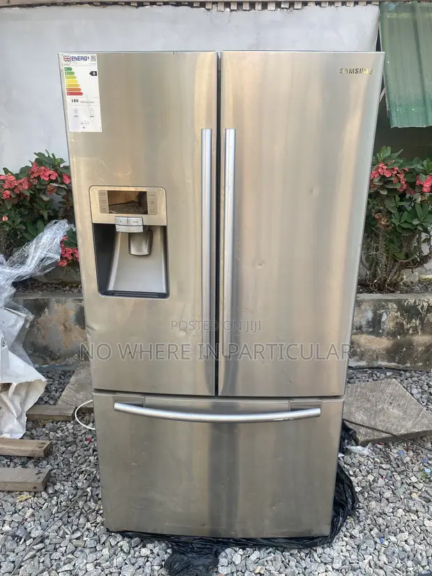 Samsung 3-Door Side-by-Side Refrigerator with Water/Ice Dispenser - 1