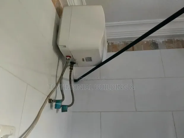 20-Bedroom Hotel for Sale, East Legon - 1