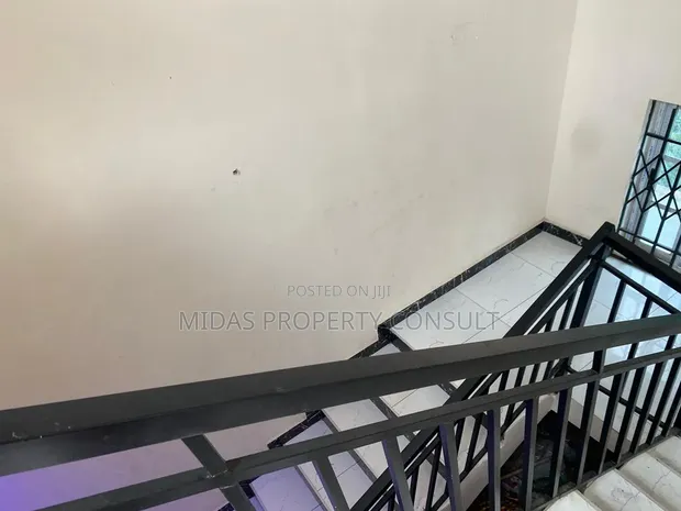 4 Bedroom House for Sale in Mampong, Aburi - 1