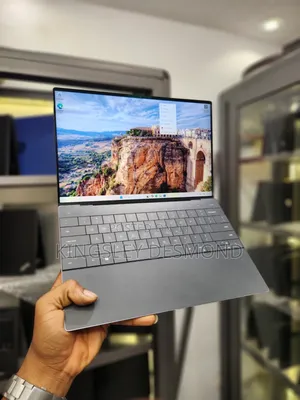 Dell XPS 13 9320 Laptop - Intel Core i7, 16GB RAM, 512GB SSD