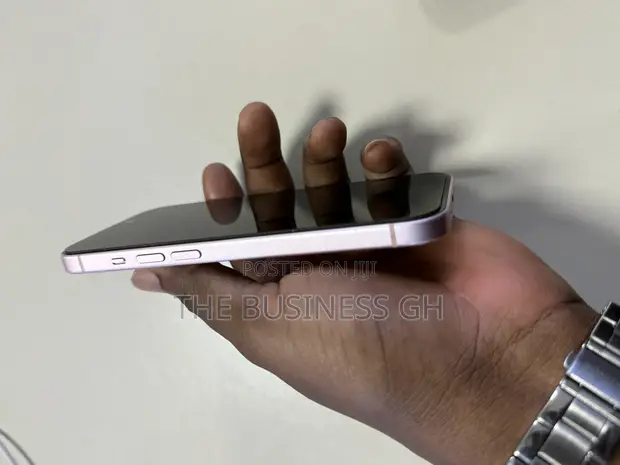 Apple iPhone 15 128GB Pink - 1