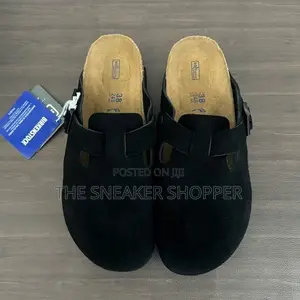 Birkenstock Boston Clog - Black Suede