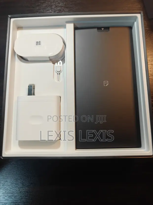 New Oppo Find X9 Ultra 256GB White - 1