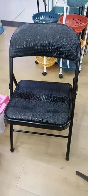 Heavy-Duty Padded Folding Chair