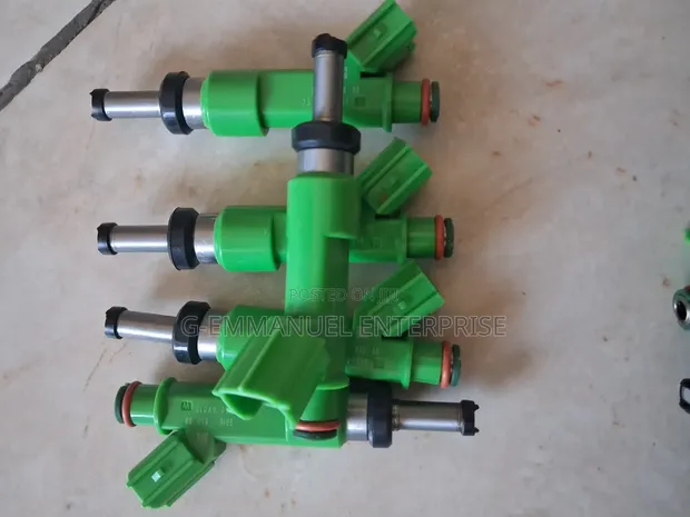Toyota Camry Spider 2014-2016 Fuel Injectors (4 Set) - 1