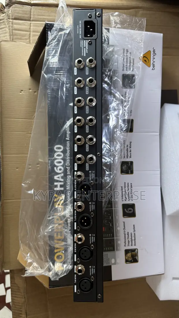 Behringer Powerplay HA6000 Headphone Amplifier - 1