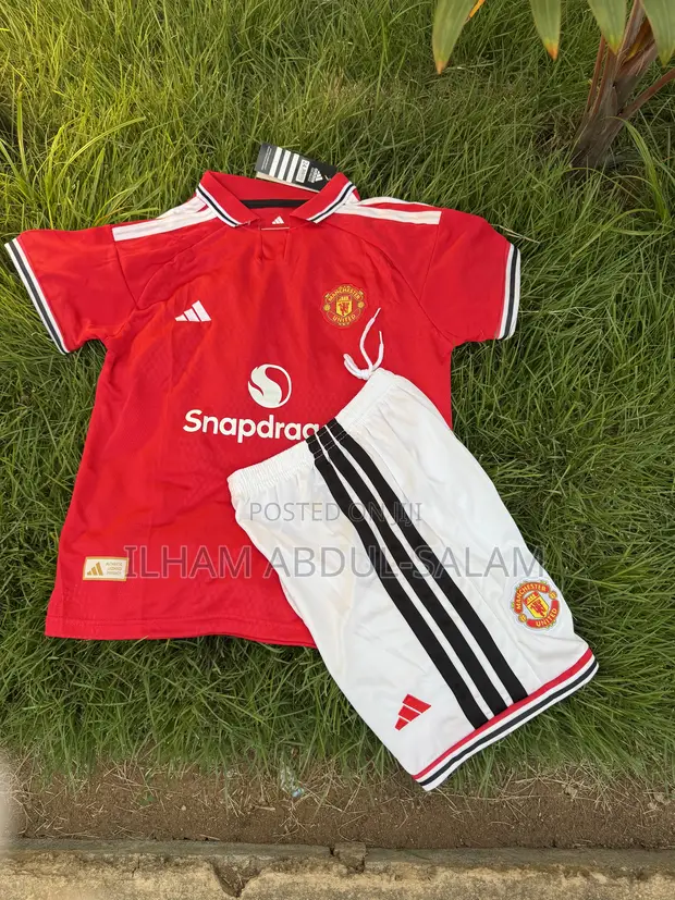 Manchester United Kids Home Kit - 1
