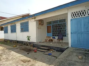 7-Bedroom House for Sale in Community 10, Tema