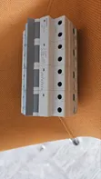 4-Pole 100A Manual Changeover Breaker - 2
