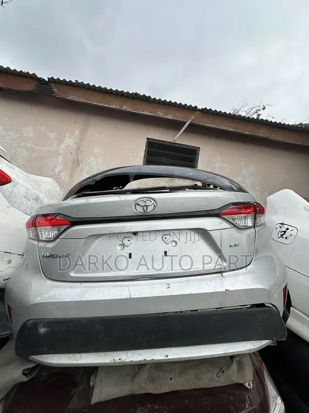 Toyota Corolla 2020-2025 Back Cut Complete - 1