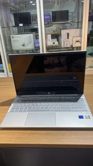 HP Pavilion 15-eg3198nia Laptop - Intel Core i7, 16GB RAM, 1TB SSD