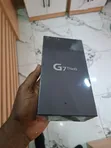 New LG G7 ThinQ 64GB Gray - 3