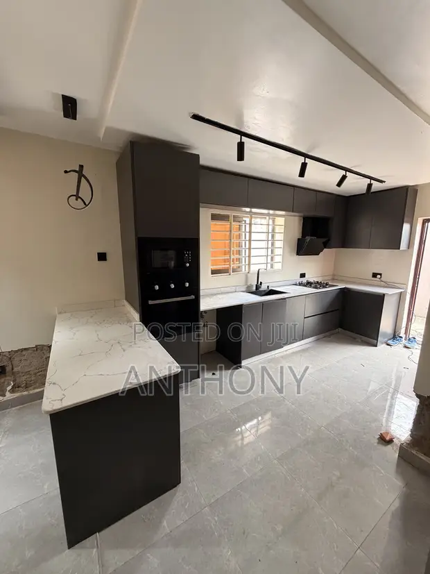 Modern Fitted Kitchen Cabinets & Island - 1