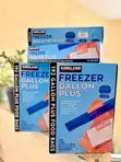 Kirkland Signature Freezer Gallon Ziplock Bags (380 Count) - 1