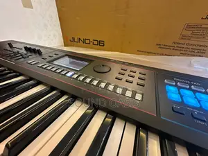 Roland Juno-D6 61-Key Synthesizer with Keyboard Stand