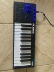 Alesis V25 USB MIDI Keyboard Controller - 3