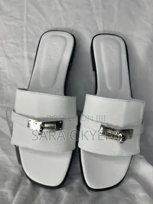 Classy Hermes Style Ladies Slippers
