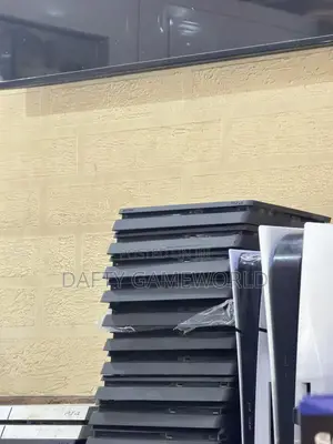 UK Used PS4 Slim Console
