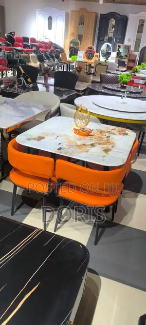Royal Comfort 4-Seater Dining Table