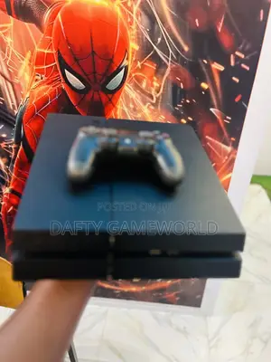 PS4 Fat 500GB with Games - UK Used