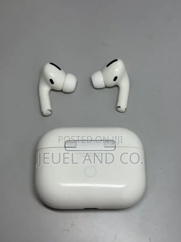 Original Apple AirPods Pro (1st Gen) - 1