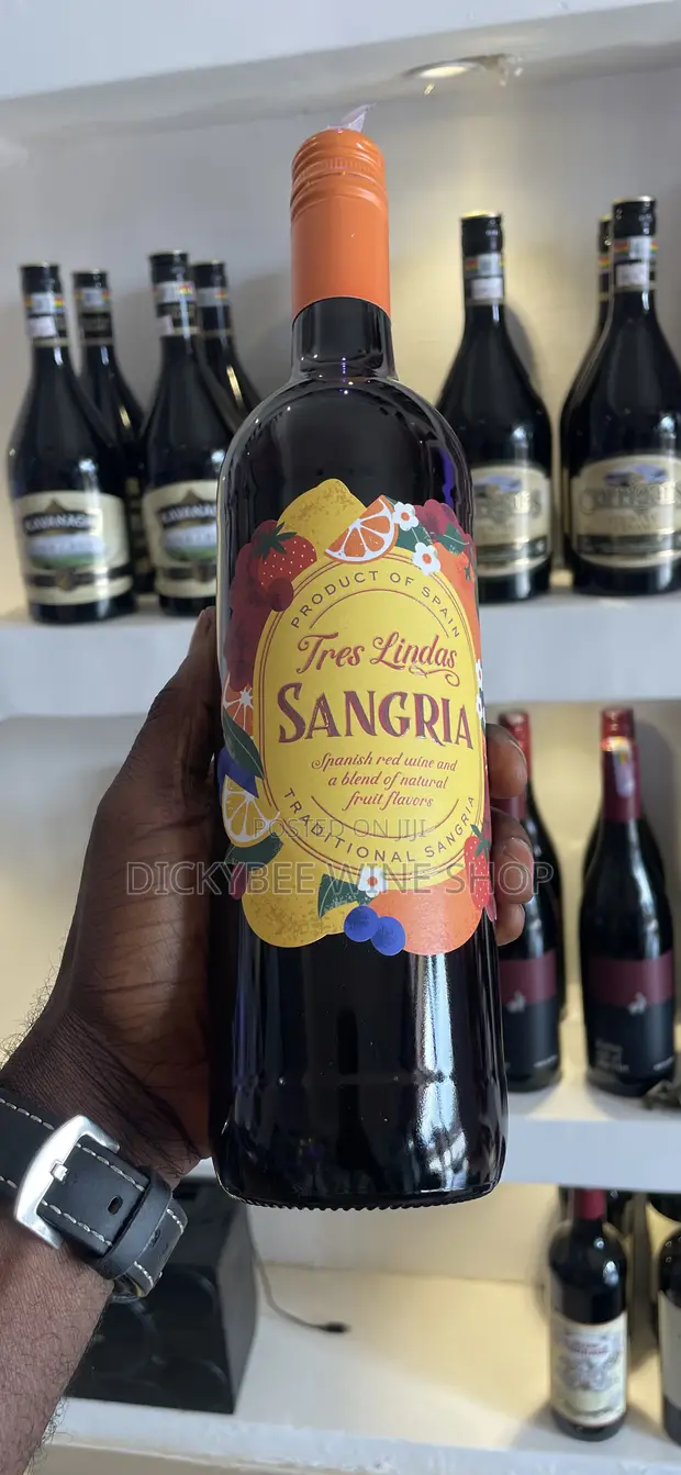 Sangria Tres Linda's Spanish Red Wine - 1