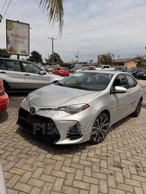 2017 Toyota Corolla XSE Sedan