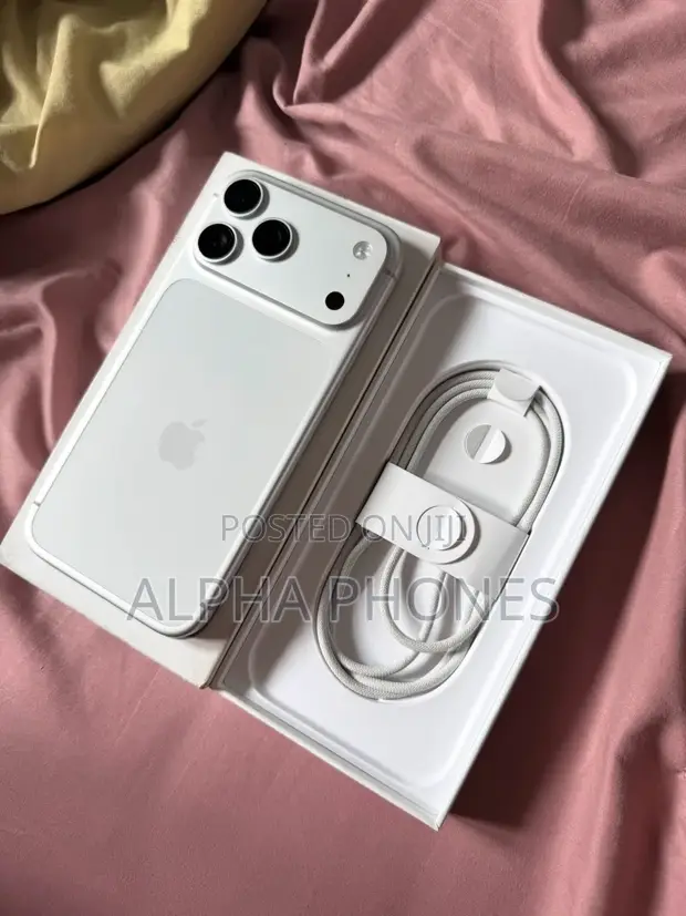 Apple iPhone 17 Pro Max 512GB Silver - 1