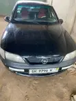 Opel Vectra 1998 Black - 3