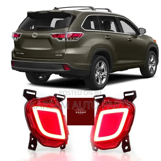 Toyota Highlander 2015-2020 Back Bumper Reflector LED Type - 1