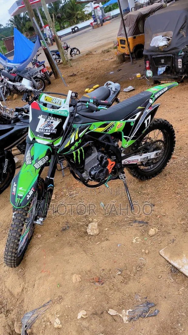 Kawasaki KLX 250 2016 Green - 1