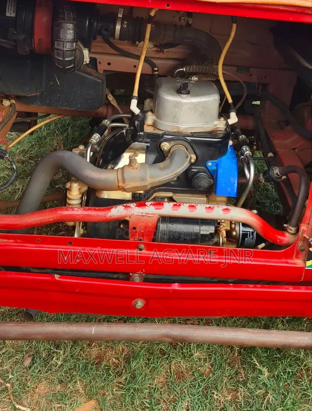 Bajaj RE 2025 Red - 1