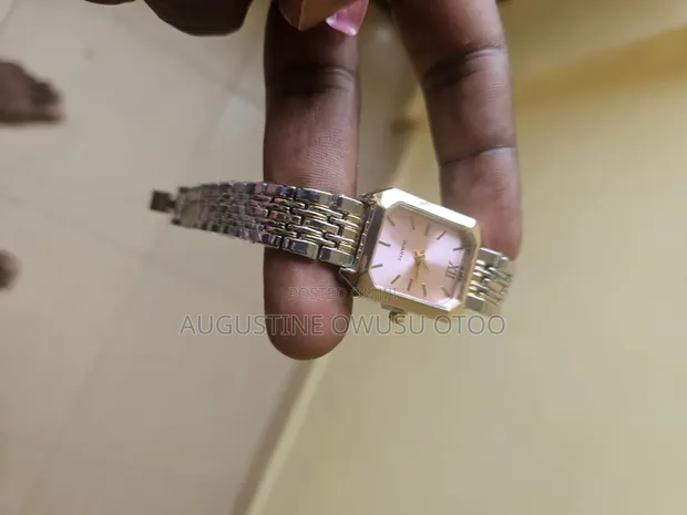 Lady's Wrist Watch - Gold and Silver - 1
