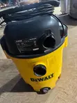 DEWALT 12-Gallon 5.5 HP Poly Wet/Dry Vacuum (DXV12P) - 2