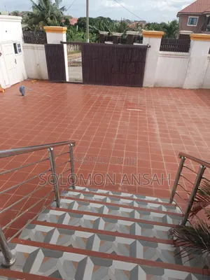 4 Bedroom En-suite House for Sale in Ahodwo, Kumasi