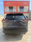 Toyota RAV4 XLE Premium AWD 2024 Gray - 2