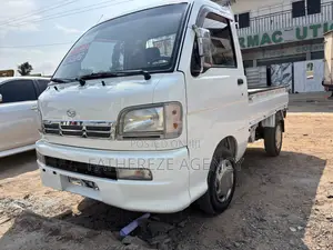 Daihatsu Charmant 1985 - White