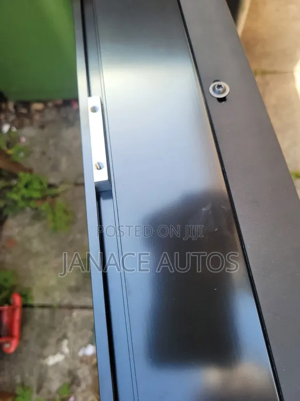 Land Rover Range Rover Velar Side Step (Genuine New) - 1