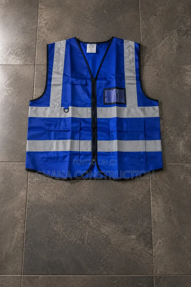 Reflective Safety Vest with Pockets for Construction & Road Work - 1