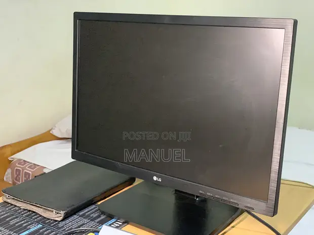 22" LG Office Monitor (22MB65PY-B) - Used - 1