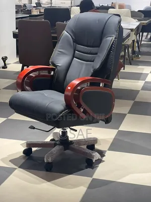 Senior Executive Office Chair