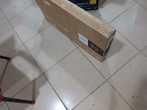 LP 32" Frameless Digital Satellite TV - 1