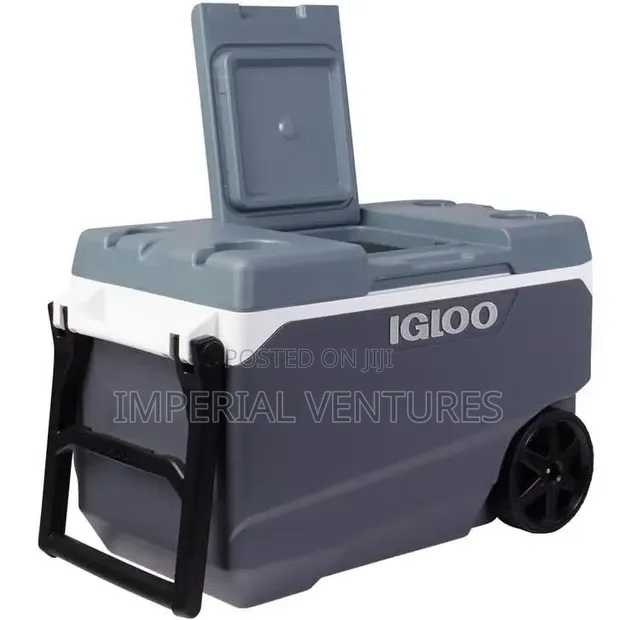 90L Commercial Igloo Ice Chest - 1