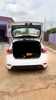 Kia Forte SX Hatchback 2017 White - 1