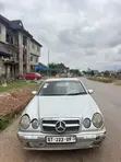 Mercedes-Benz E200 2004 Beige - 2
