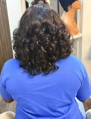 14" Bouncy Curls Wig with 5x5 Closure