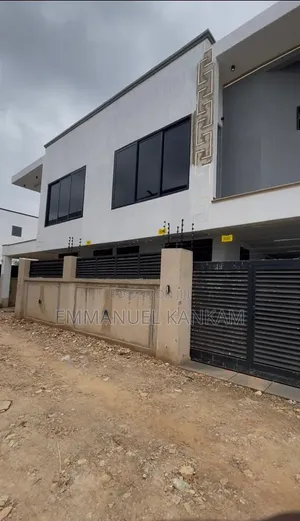 4 Bedroom House for Sale in Manet Junction