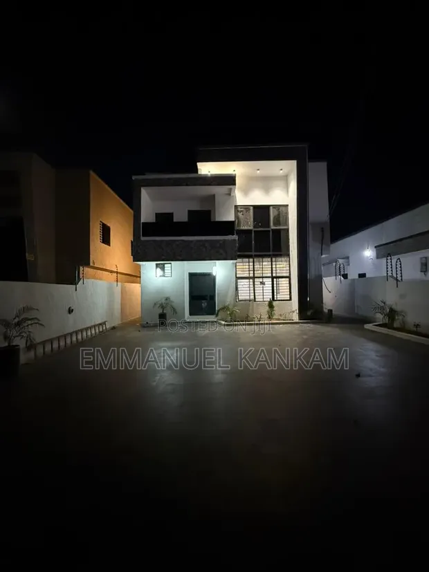 4 Bedroom House for Sale in Lashibi - 1