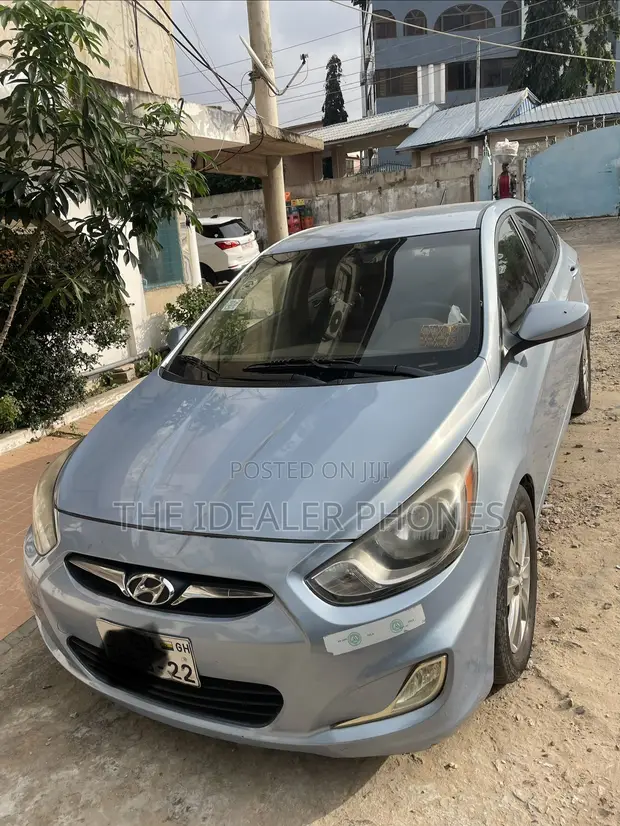 Hyundai Accent 2012 Blue - 1