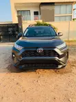 Toyota RAV4 LE FWD 2020 Gray - 2